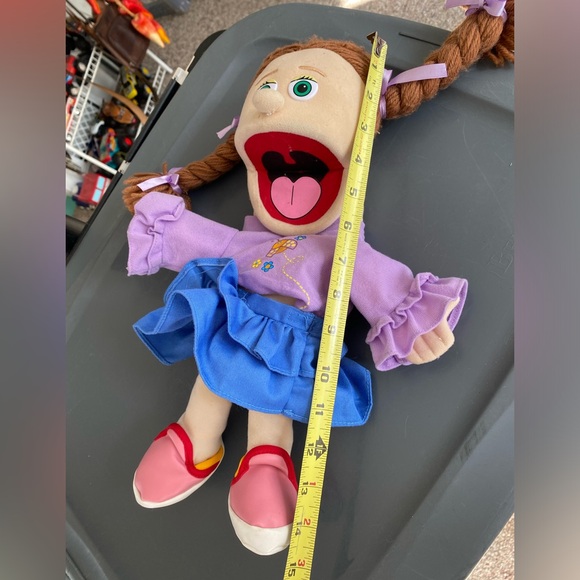 Silly Puppets Amy Peach Girl Full Body Ventriloquist Style Puppet 15” - Picture 7 of 7